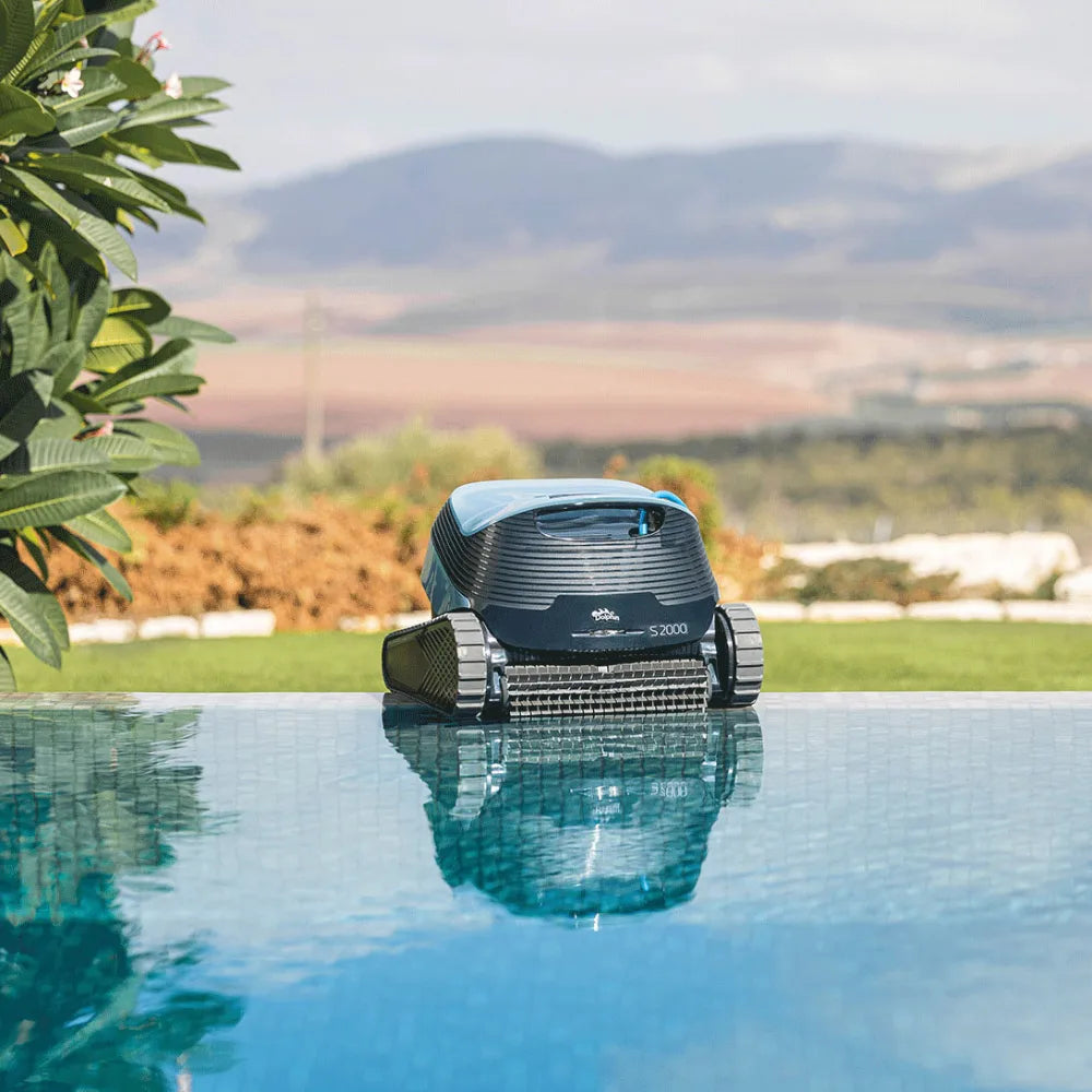 MaytronicsDolphinS2000roboticpoolcleanercleaningpoolfloorwallsandwaterline11
