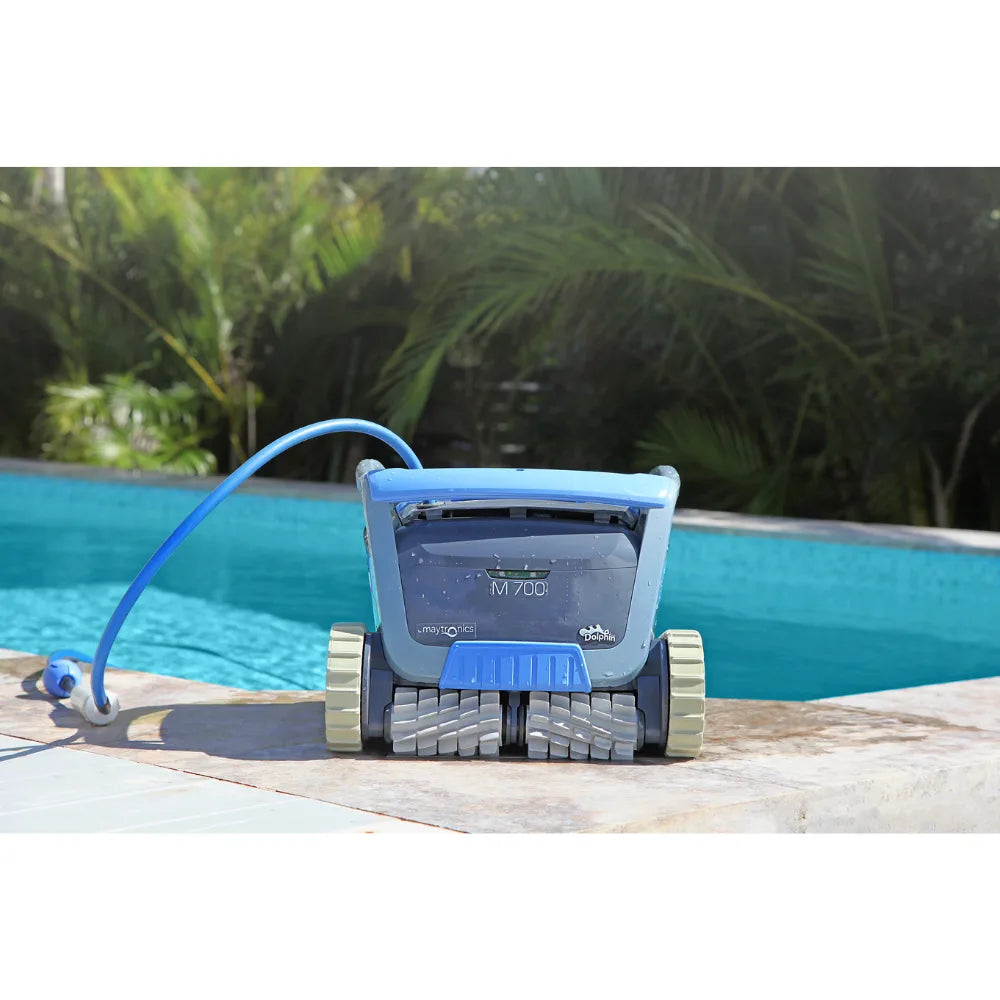 dolphin-maytronics-M700-robotic-cleaner-6
