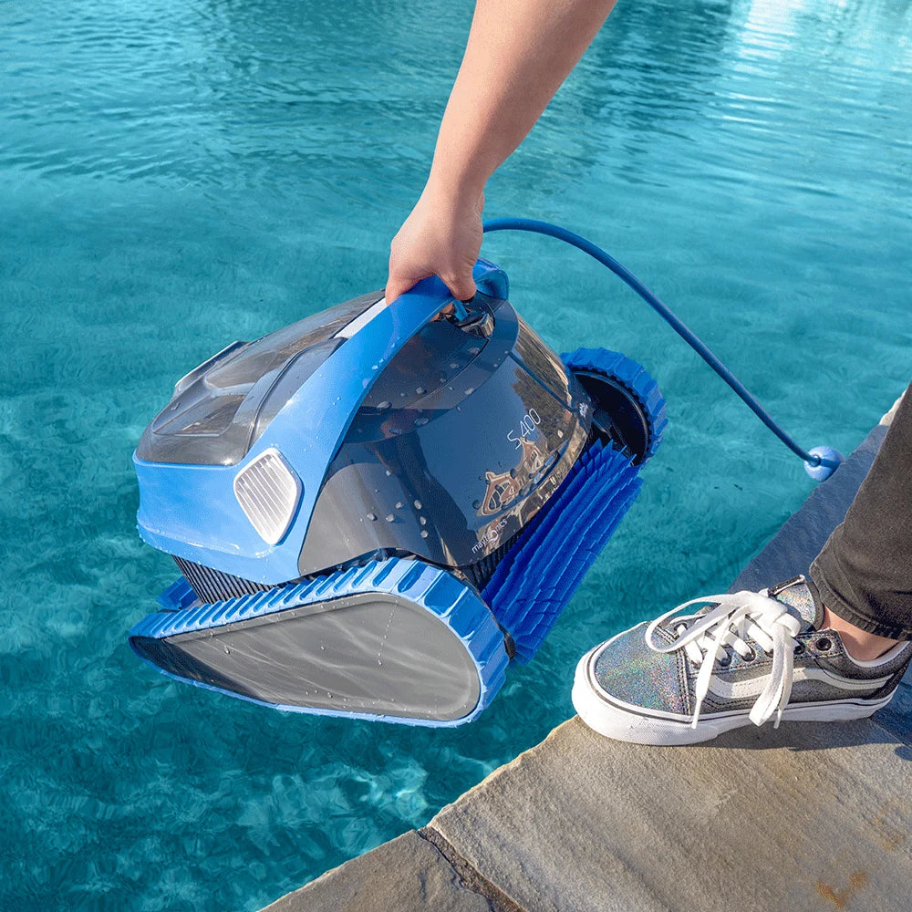 dolphin-maytronics-S400-robotic-cleaner-6