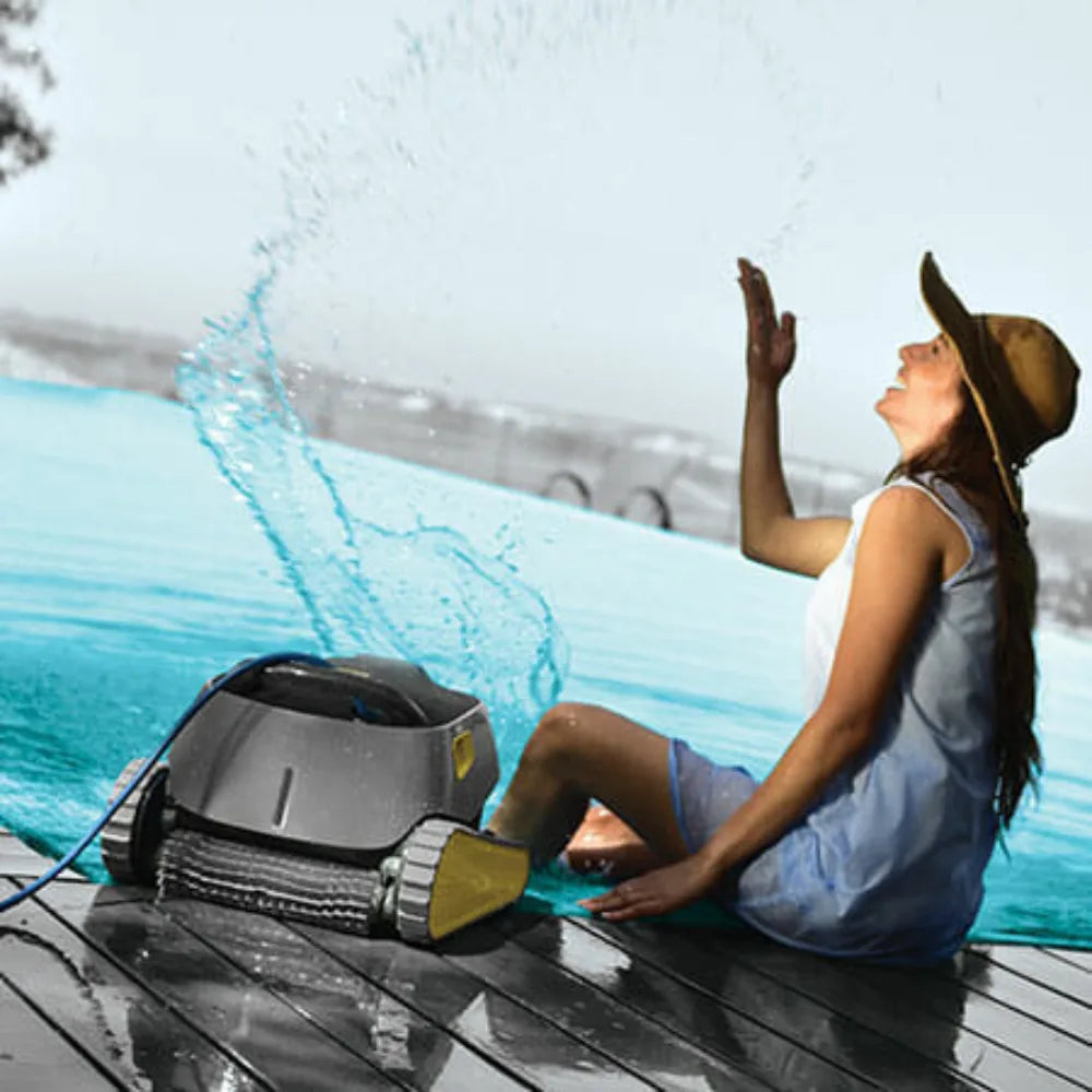 MaytronicsDolphinX25roboticpoolcleanercleaningpoolfloorandwalls_4