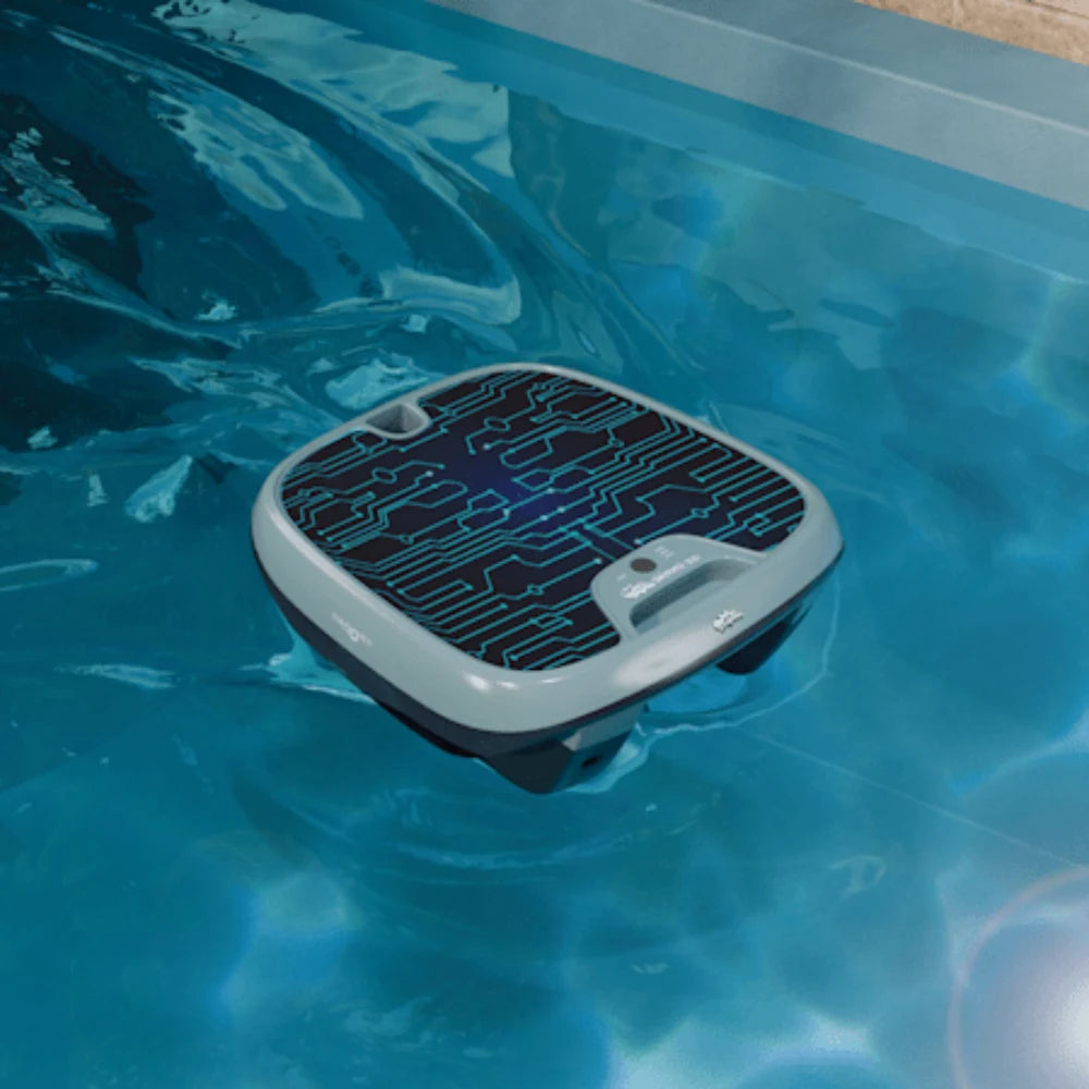 dolphin-skimmi-300-solar-robotic-pool-skimmer_3