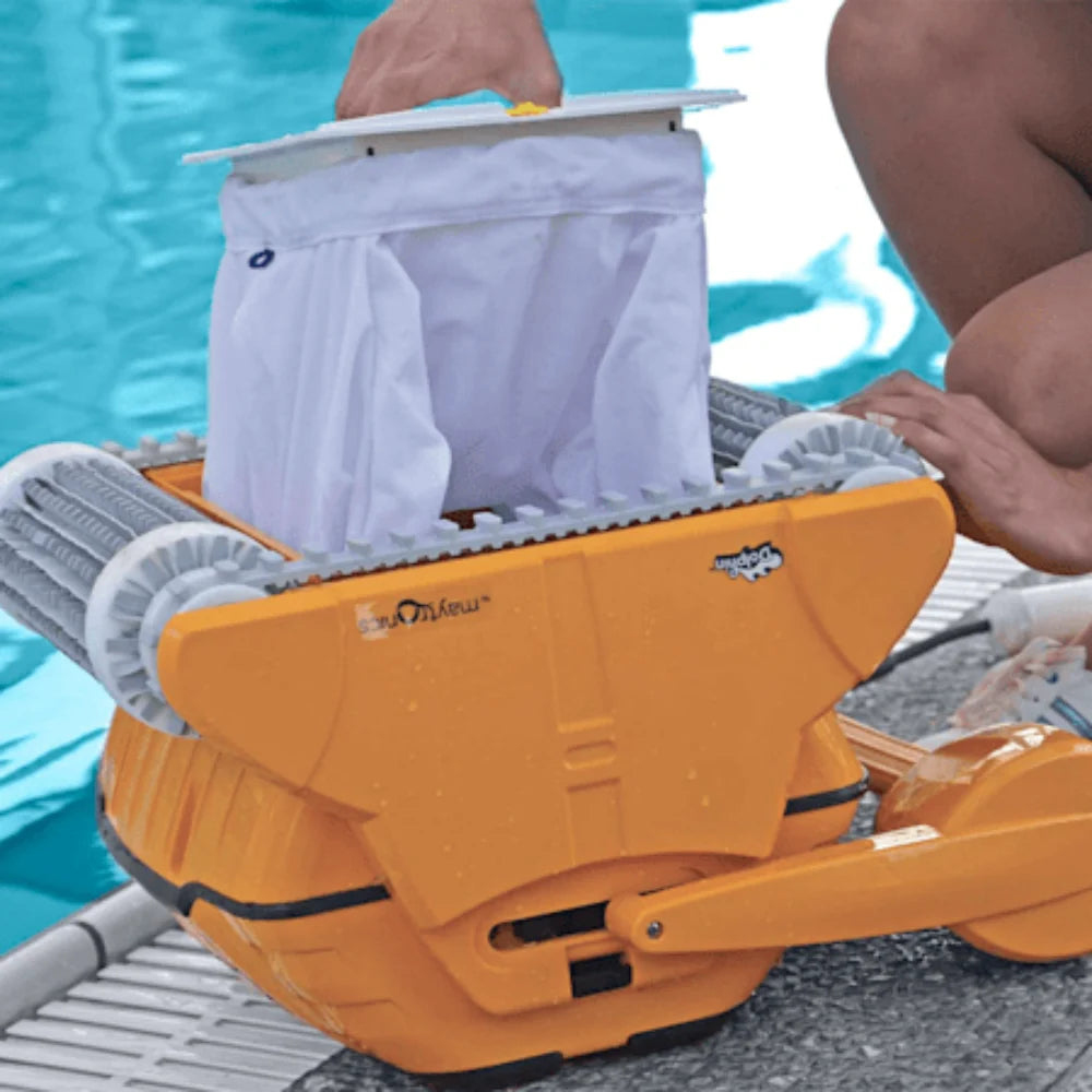 dolphin-wave-100-combined-brush-commercial-pool-cleaner