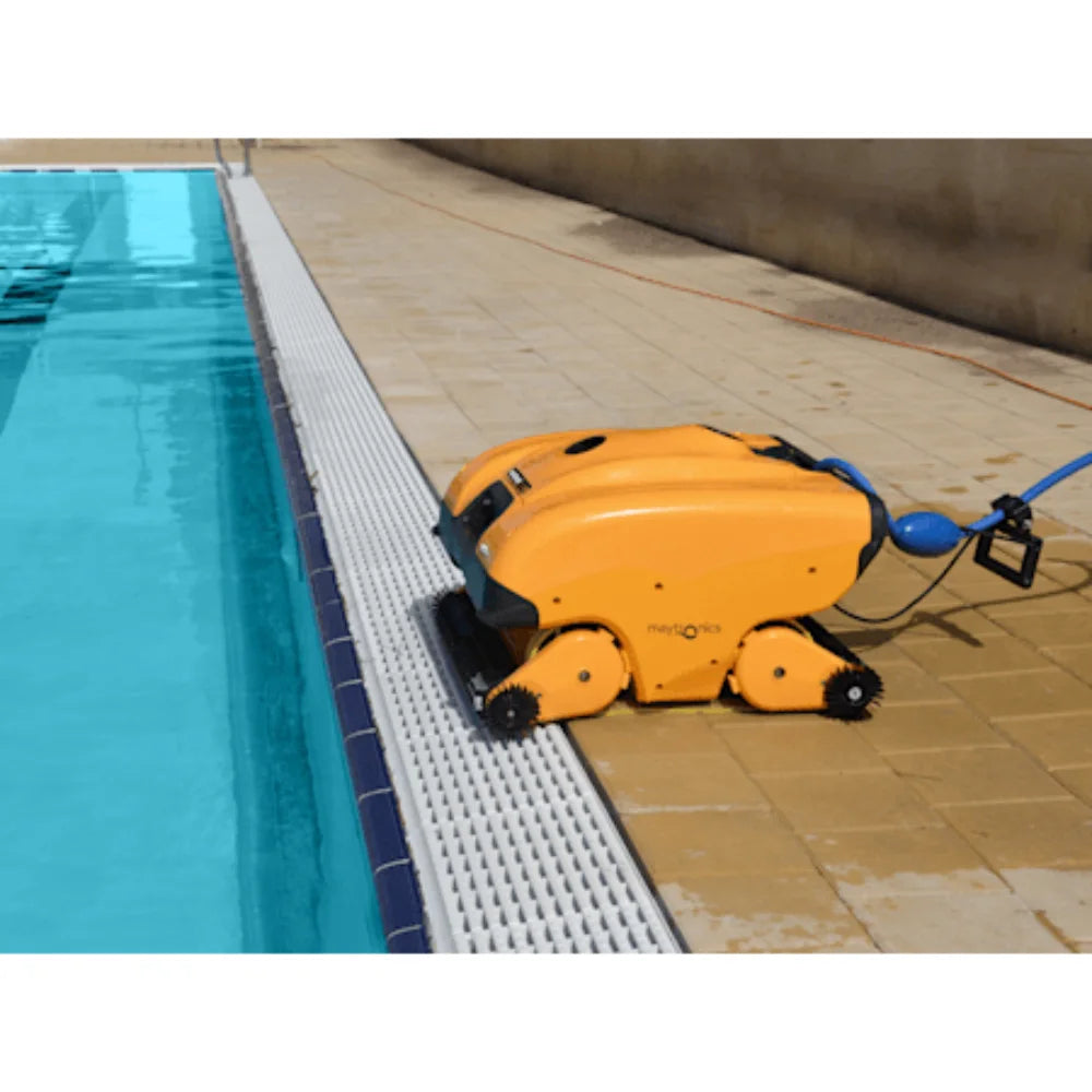 dolphin-wave-200-xl-commercial-robotic-pool-cleaner3
